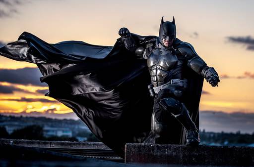 Batman: Arkham Knight - Best Batman Cosplay Ever!